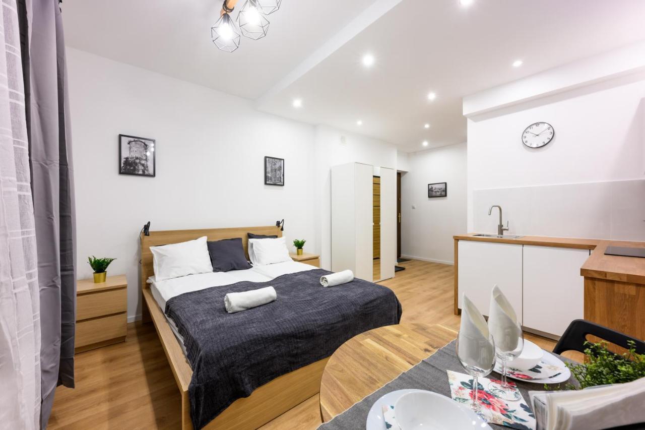 Cracow Rent Apartments - Spacious Apartments For 2-7 People In Quiet Area - Kolberga Street Nr 3 - 10 Min To Main Square By Foot Краків Екстер'єр фото