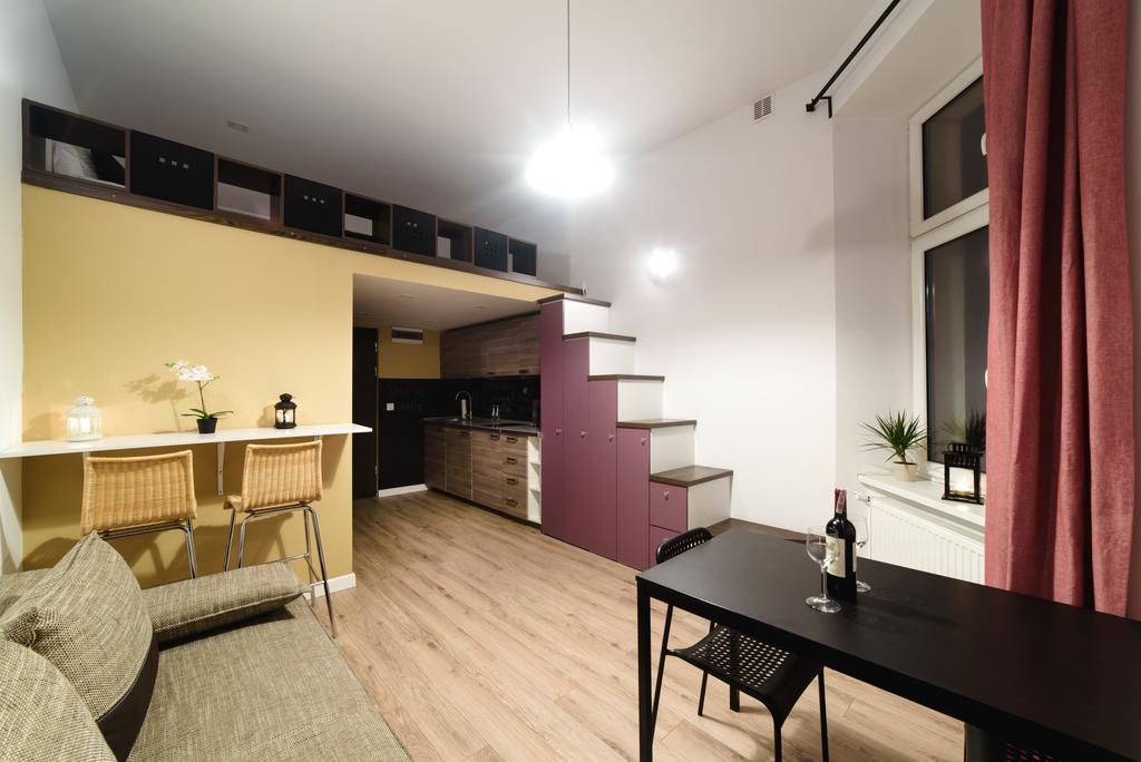 Cracow Rent Apartments - Spacious Apartments For 2-7 People In Quiet Area - Kolberga Street Nr 3 - 10 Min To Main Square By Foot Краків Екстер'єр фото