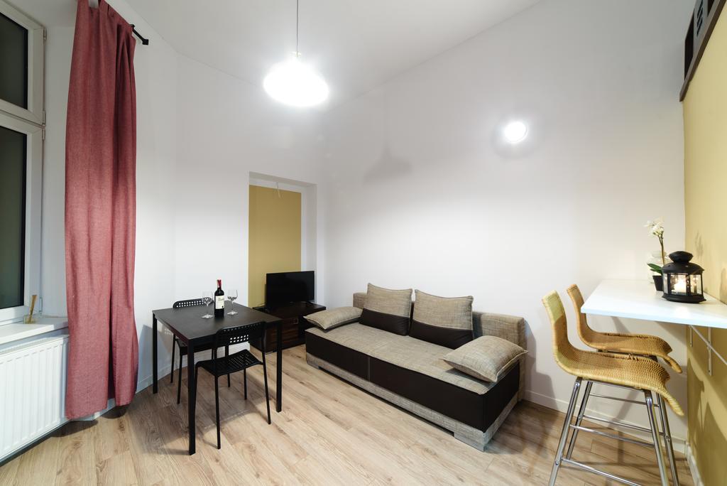 Cracow Rent Apartments - Spacious Apartments For 2-7 People In Quiet Area - Kolberga Street Nr 3 - 10 Min To Main Square By Foot Краків Екстер'єр фото