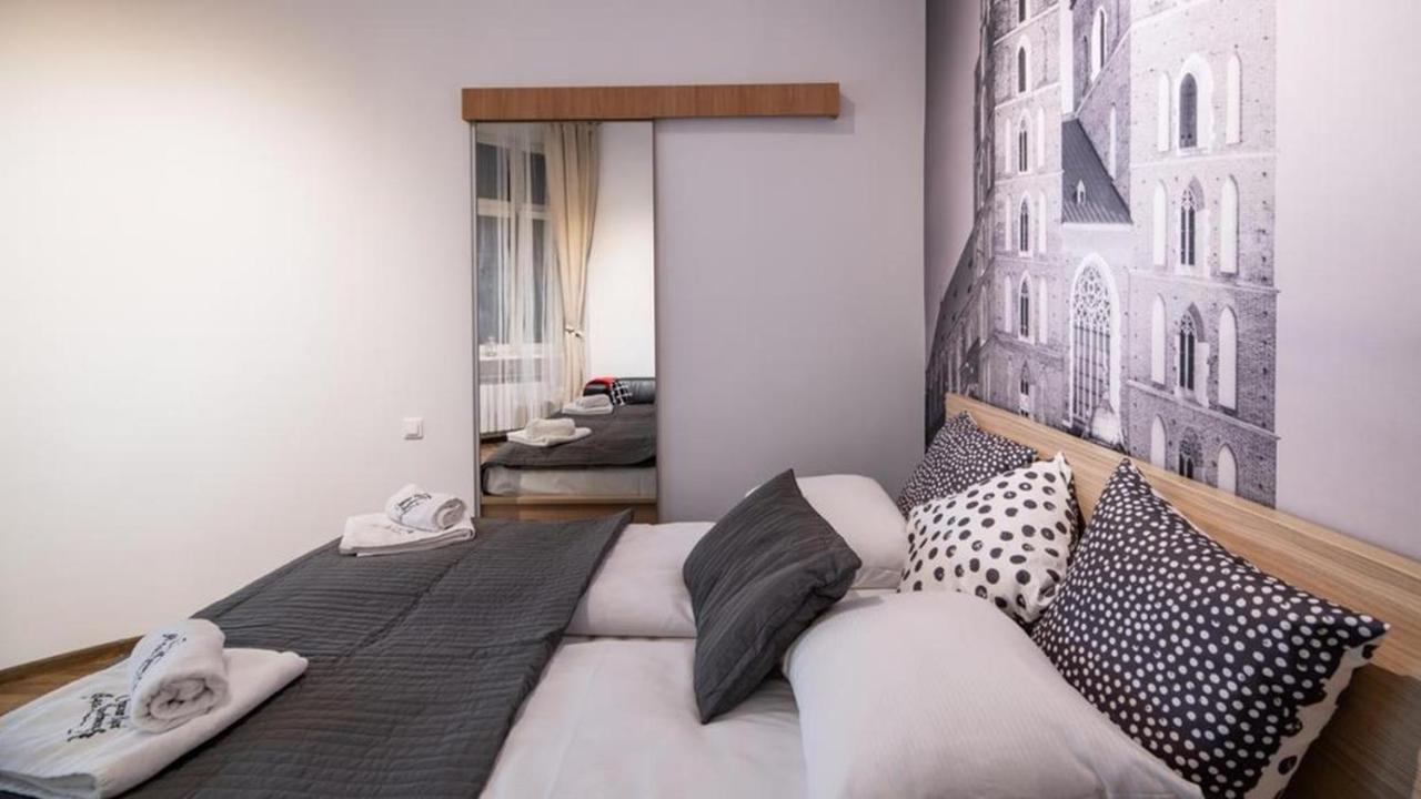 Cracow Rent Apartments - Spacious Apartments For 2-7 People In Quiet Area - Kolberga Street Nr 3 - 10 Min To Main Square By Foot Краків Екстер'єр фото